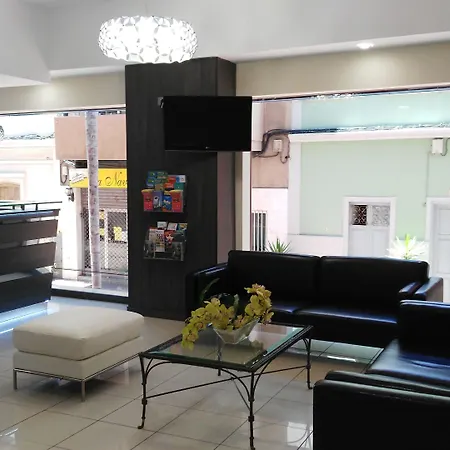 蒂诺卡公寓 公寓 *